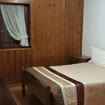 Casa Do Cadaval Rio Caldo