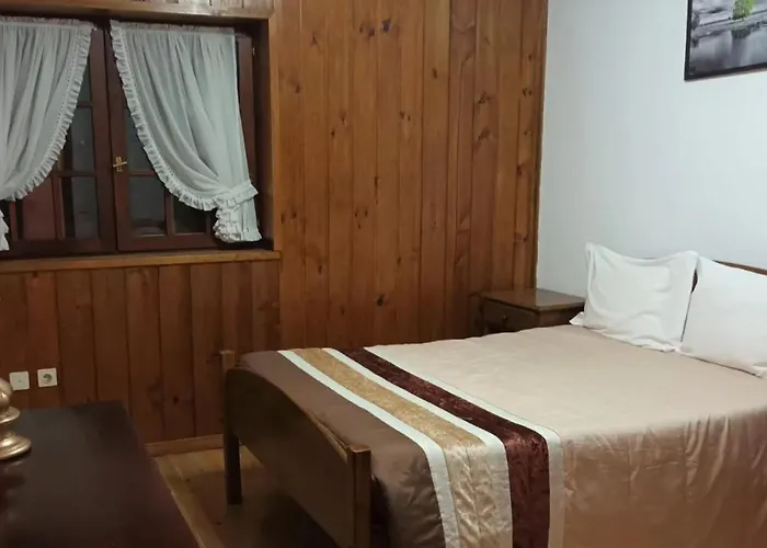 Casa Do Cadaval Rio Caldo