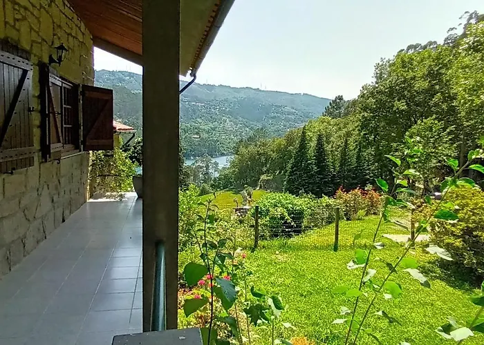 Casa Do Cadaval Rio Caldo